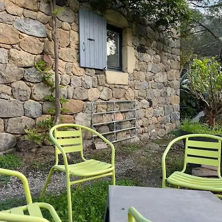 Petite Maison Ardechoise Saint-Michel-de-Chabrillanoux Exterior foto